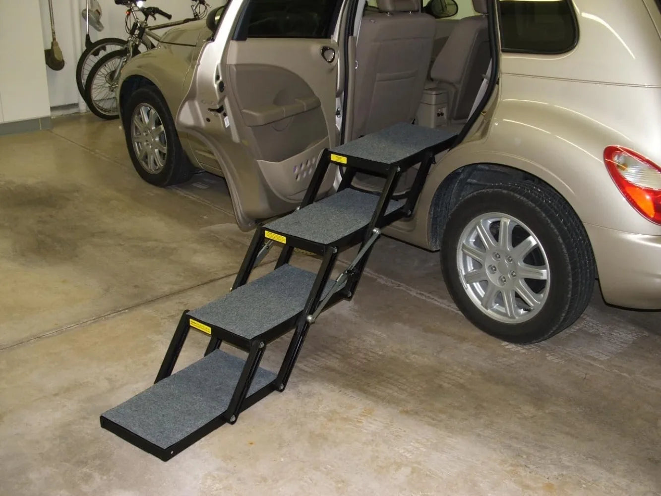 Light 16" Platform, 4-Step Safe & Affordable Way to Travel with Your Dog. USA Made, Stable for Large & Small Dogs.