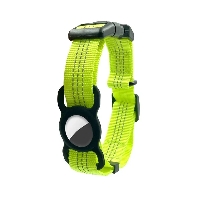 CN Guangdong Reflective Nylon Dog Collar With AirTag Case